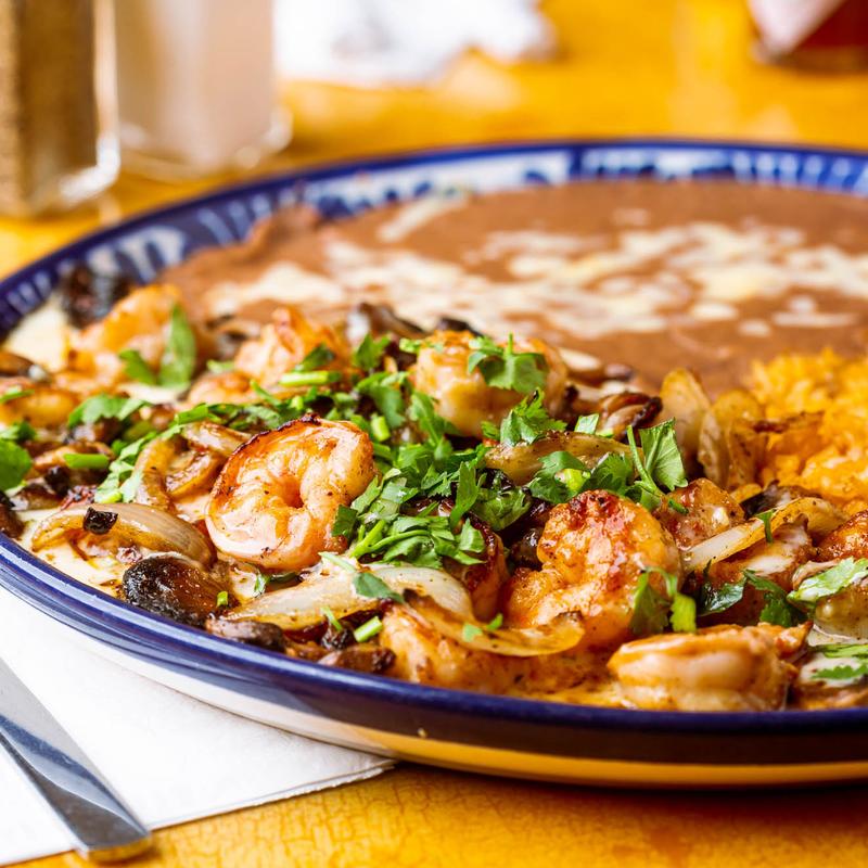 Camarónes Al Mojo De Ajo photo