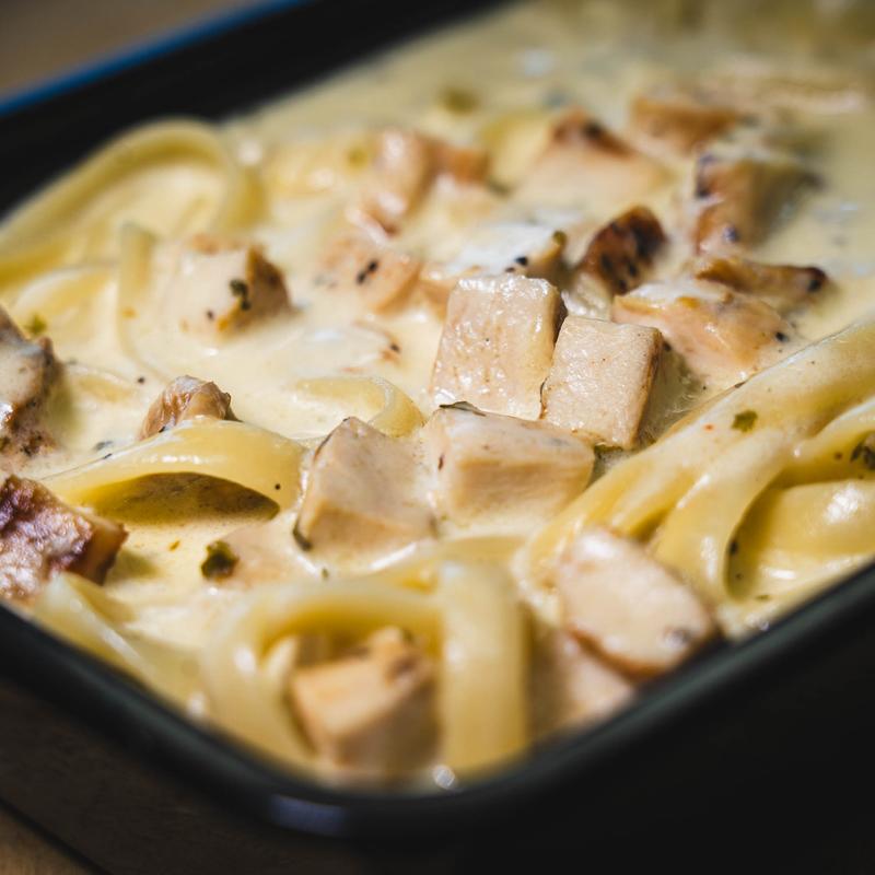 Chicken Alfredo photo