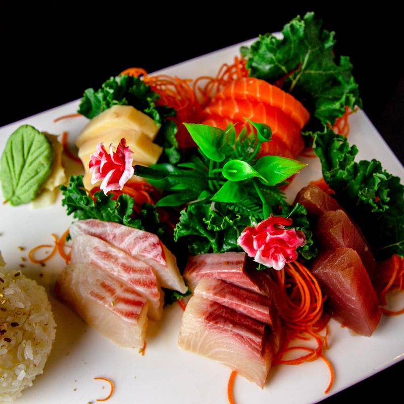 Sashimi Deluxe photo
