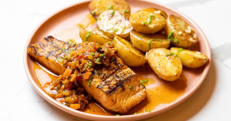 Salmon G allega with roasted potatoes