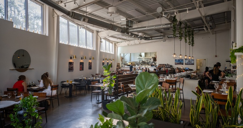 Diner area, wide view