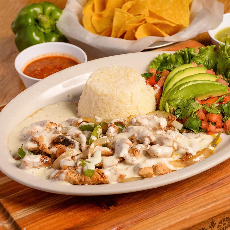 Pollo Con Crema (House Favorites) photo