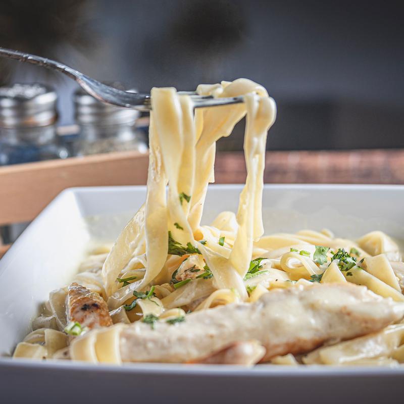 Chicken Alfredo photo