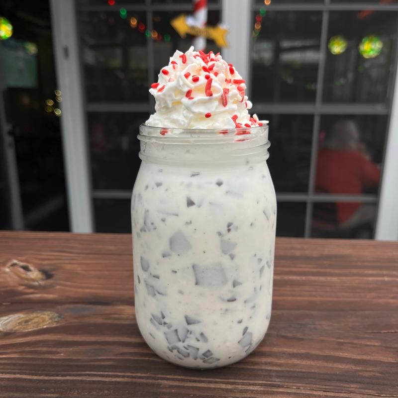 Peppermint Bark Boozy Shake photo