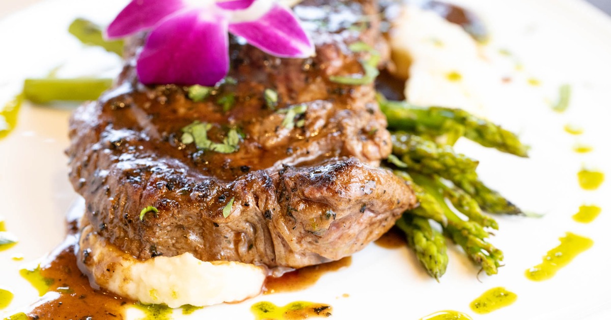 Braised Short Rib, with mashed potatoes