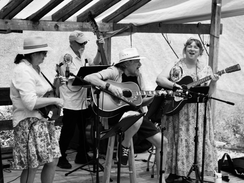 Live Music by WHISTLE STOP event photo
