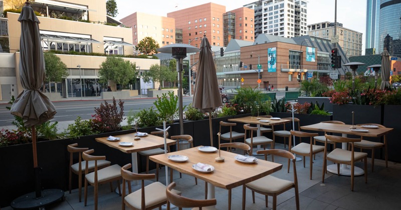 Exterior, main seating area
