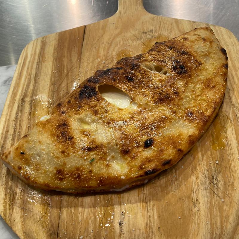 Calzone Quattro Formaggi photo