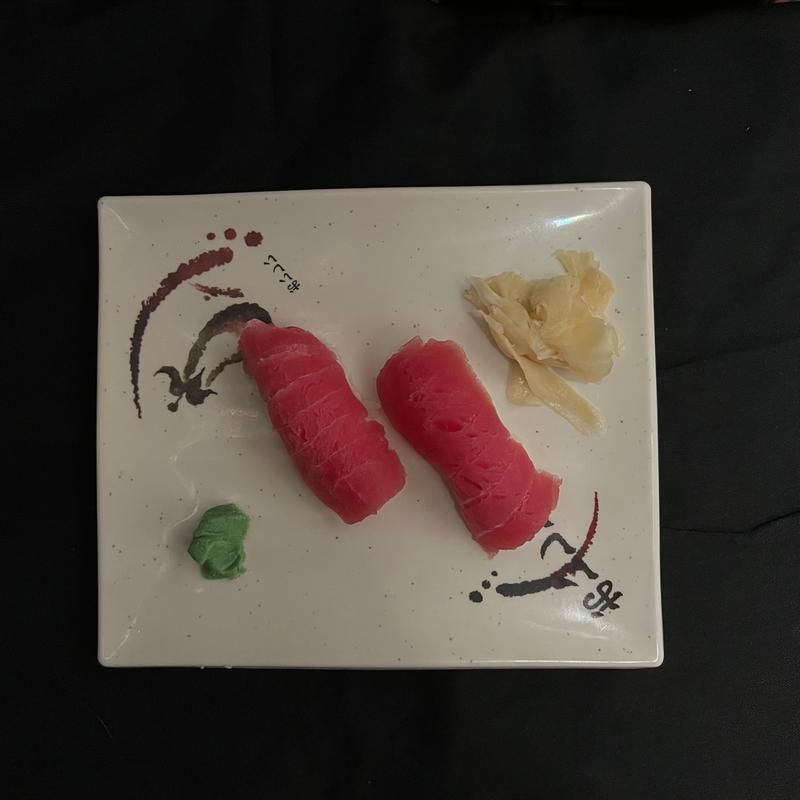 Tuna Nigiri photo