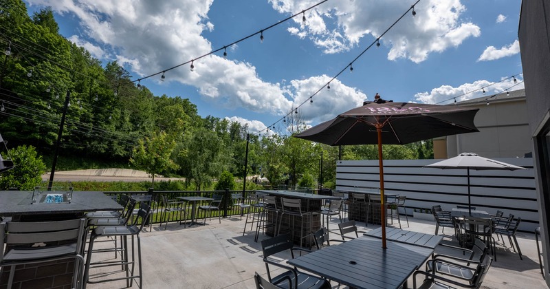 Outdoor seating area, tables and chairs