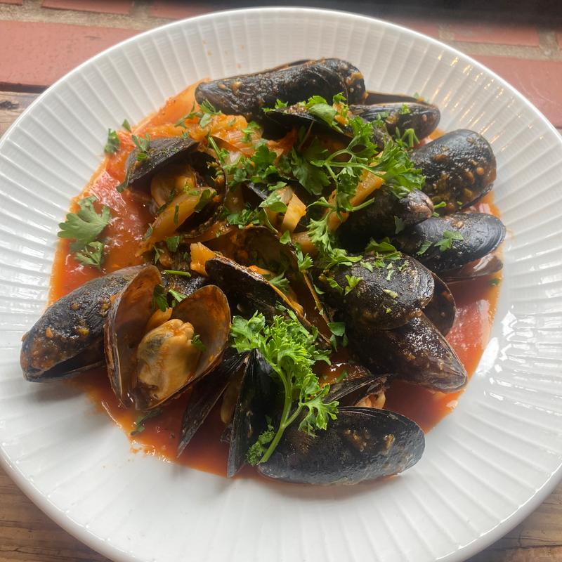 Special* Sautéed mussels photo