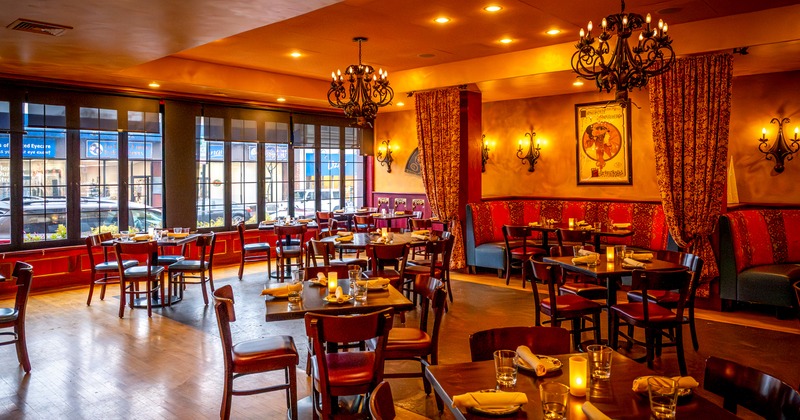 interior, diner area, tables, chairs
