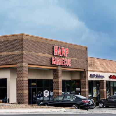 The exterior of Harp Barbecue.