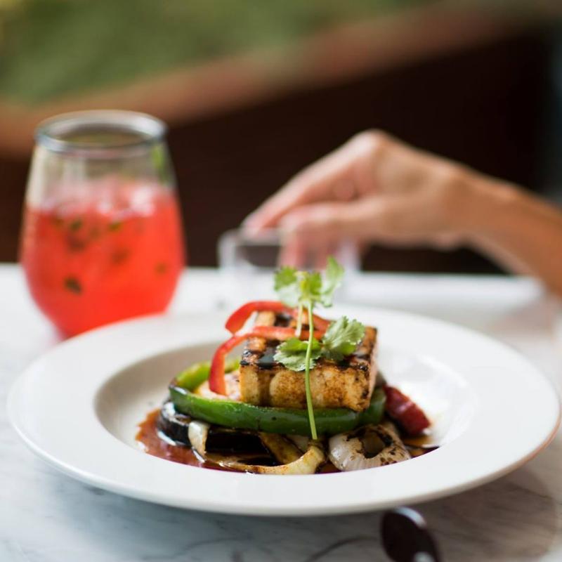 Vegetarian Bond photo