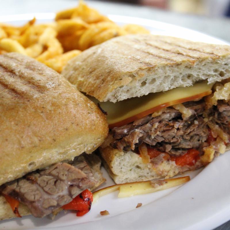 Brisket & Gouda photo