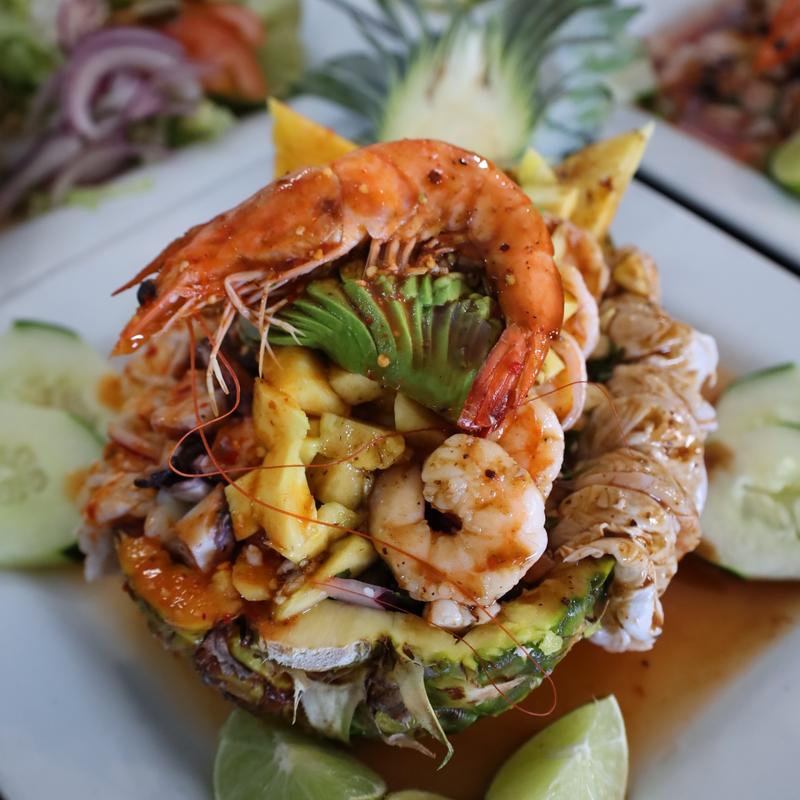 La Piña Marisquera photo