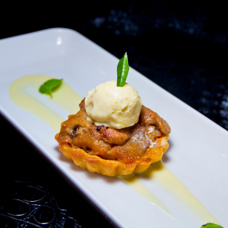 APPLE TART A LA MODE photo