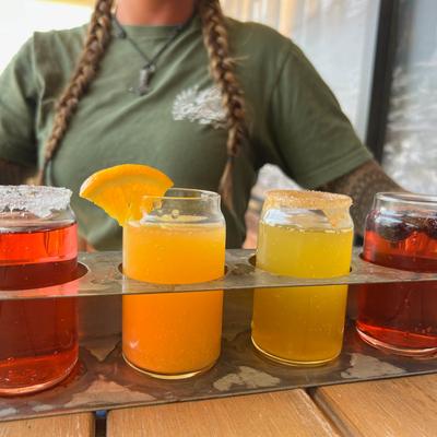 Server with  Mimosa Flight.