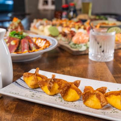 Crab Rangoon platter.