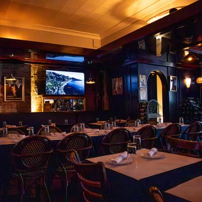 Interior, diner room, tables, chairs, diner set up