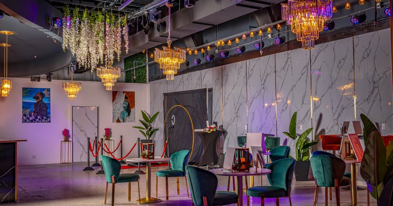 Interior, dining area waiting for the guests