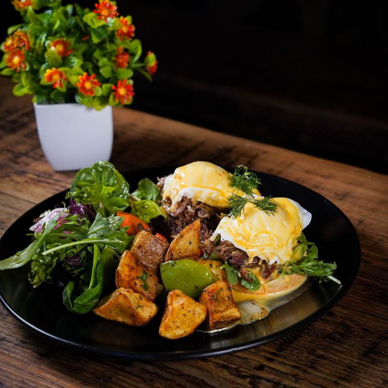 Pulled Pork Benedict * photo