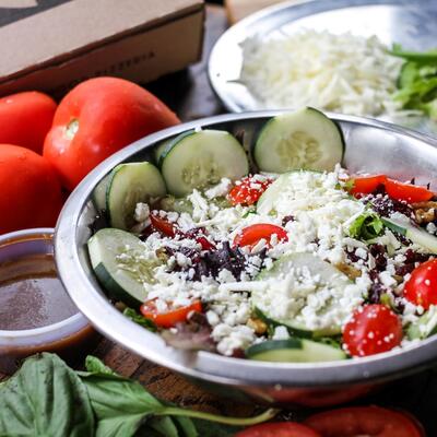 Salad with cheese