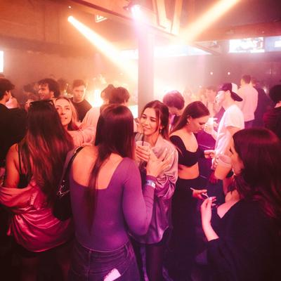 gallery photo number 105