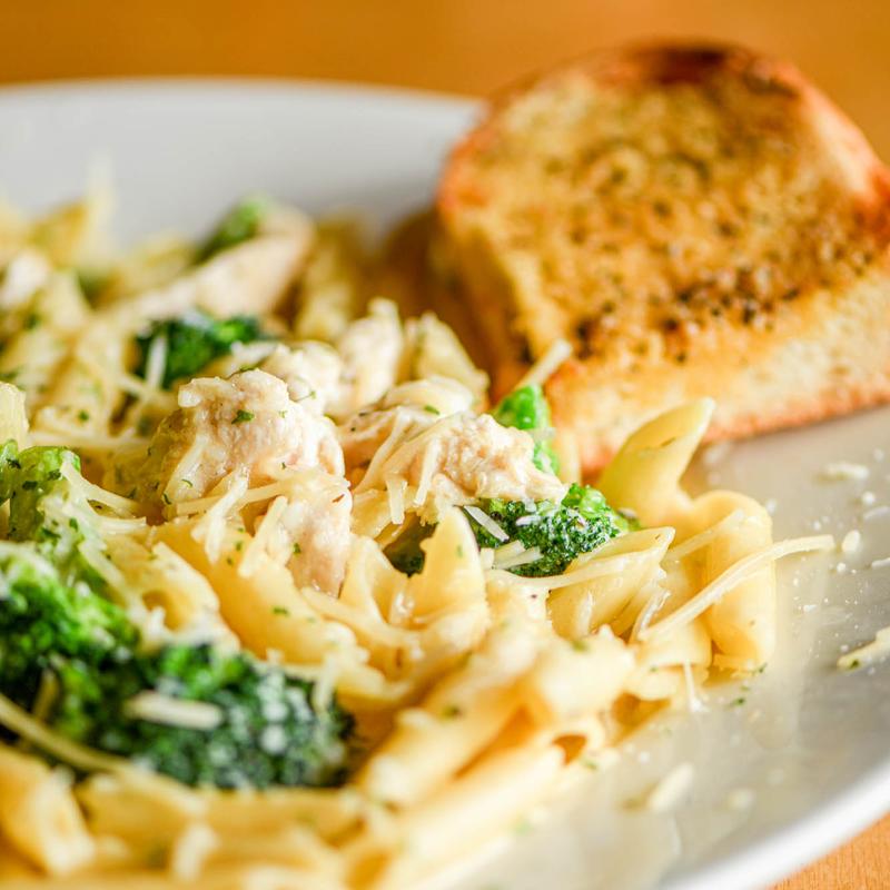 Chicken & Broccoli Alfredo photo