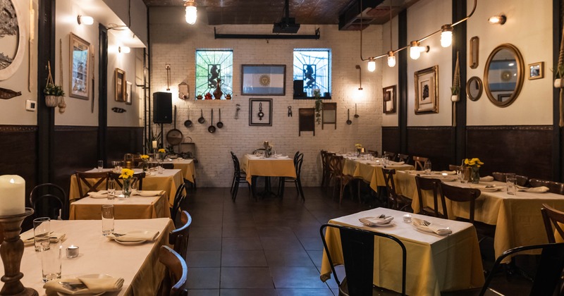Dinewr area, wide view, tables, chairs