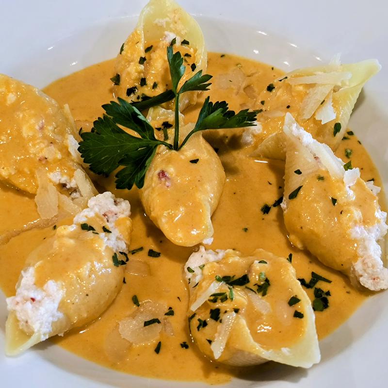 Conchiglioni  Aragosta photo