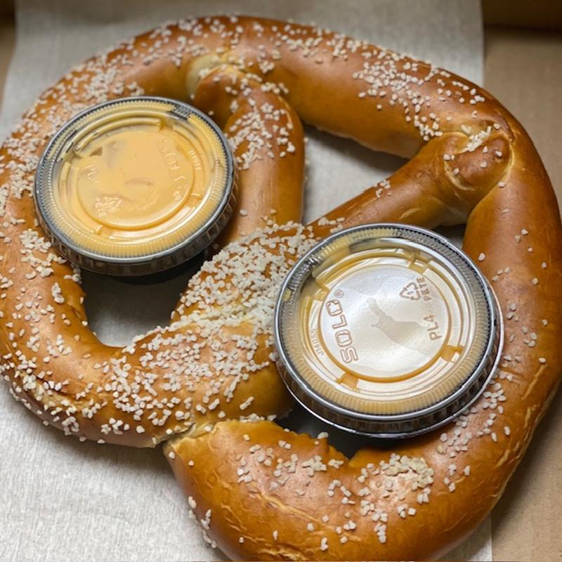 Giant Pretzel w/Cheese photo
