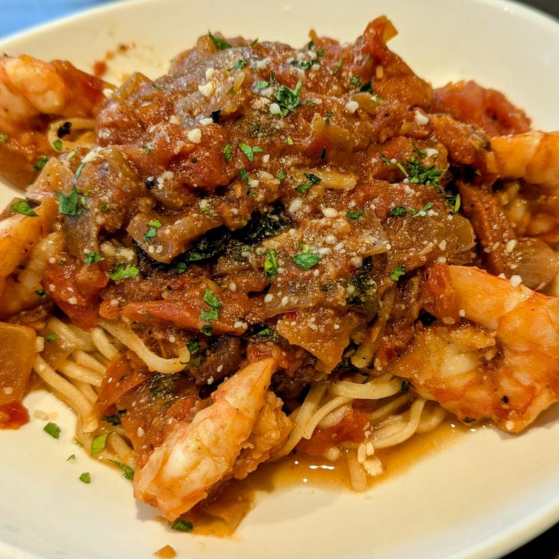 Linguine Arrabiata w/ Shrimp photo