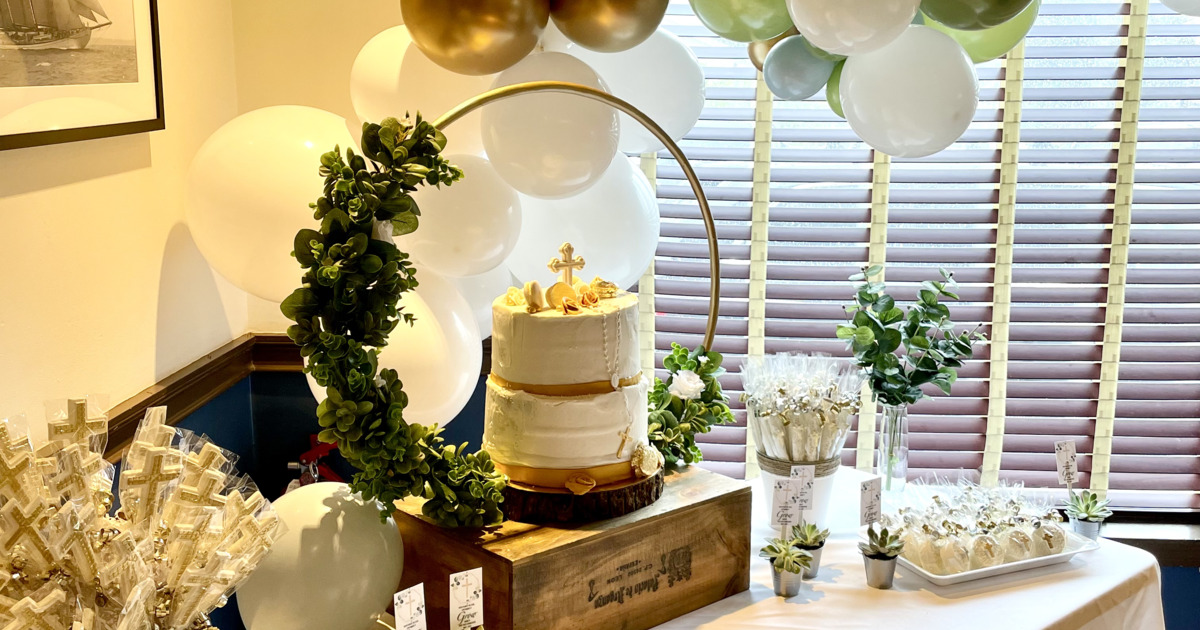 Cake table