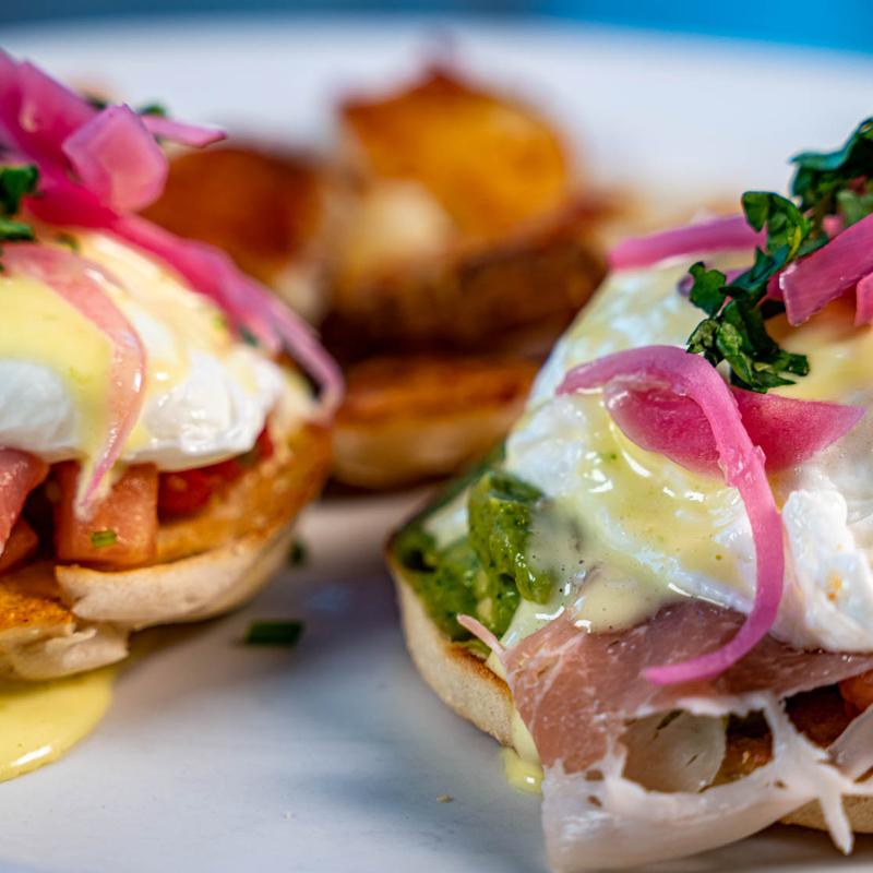 Huevos Benedicto photo