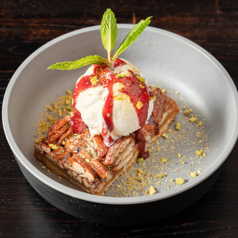 menu item 25 of 39, Pecan Pie Sundae