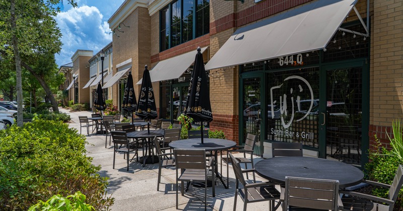 Exterior, patio seating area