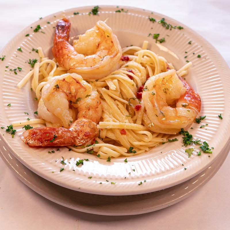 Super Jumbo Shrimp Scampi Over Linguine photo