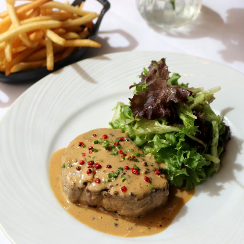Filet de Boeuf 'Au Poivre' photo