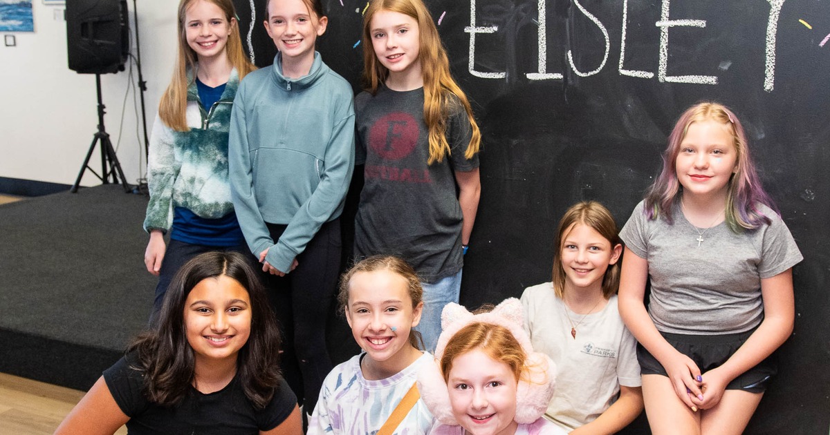 Children posing for a picture