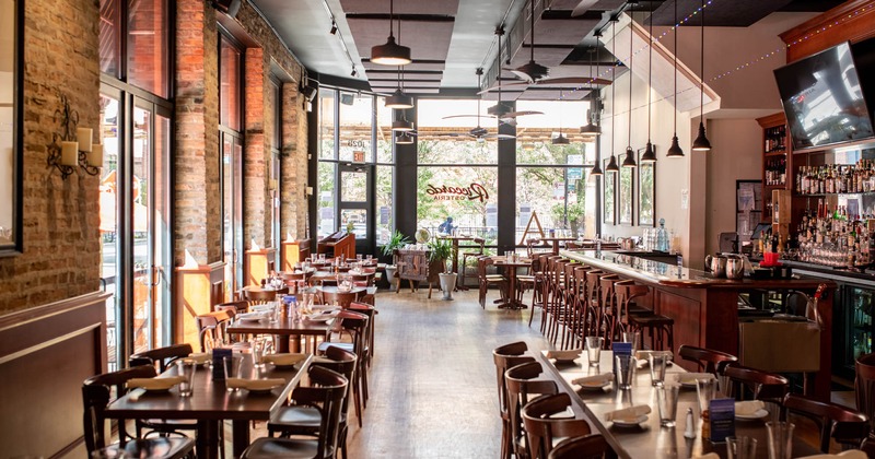 Riccardo Osteria interior