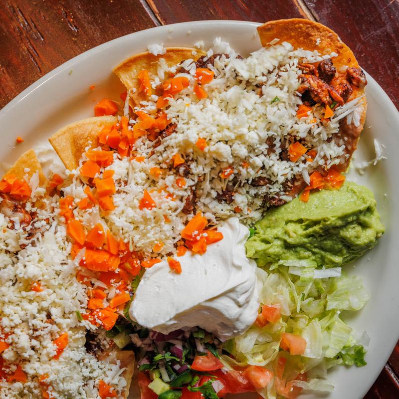 Nachos de Lujo photo