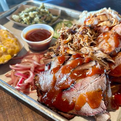 Bbq turkey, sausage, smoked chicken platter.