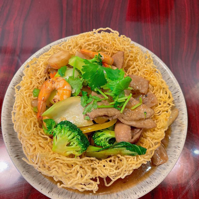 V4. Wok Fried Crispy Egg Noodle photo