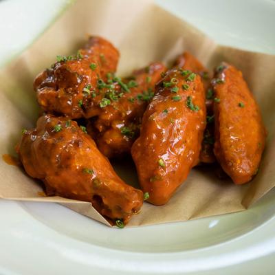 Cuban Jerk-Rubbed Chicken Wings