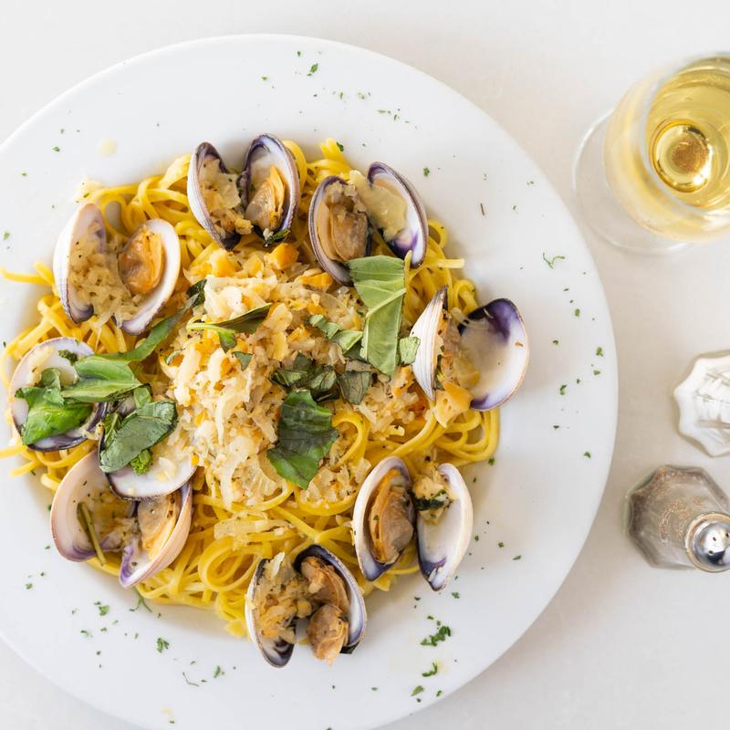 Linguini with Clam Sauce photo