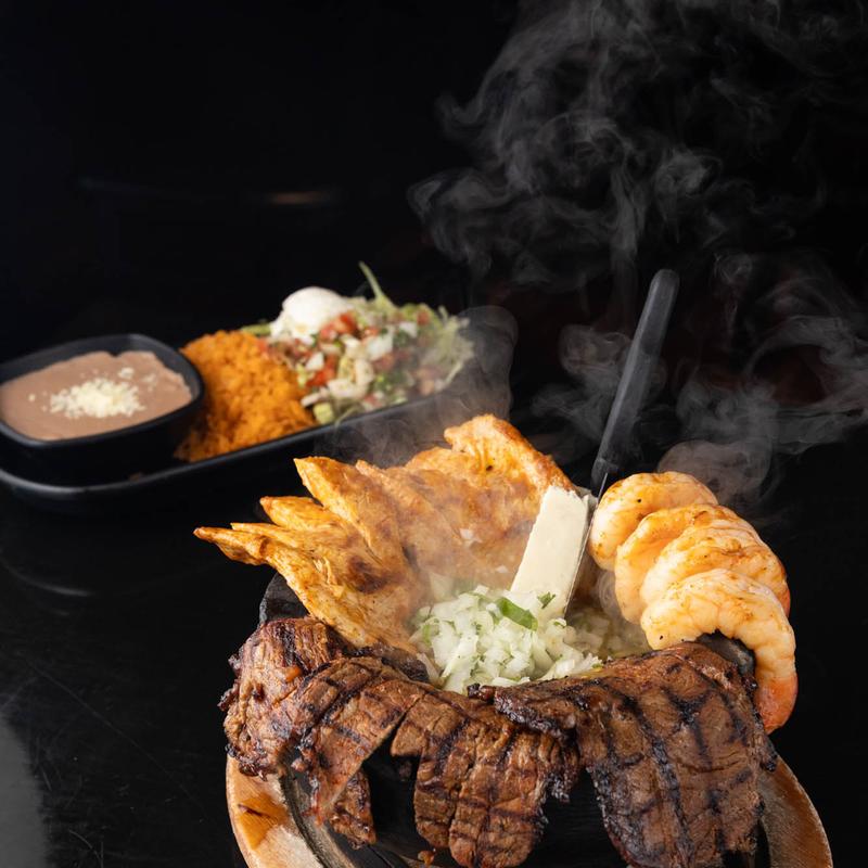 Boiling Molcajete photo