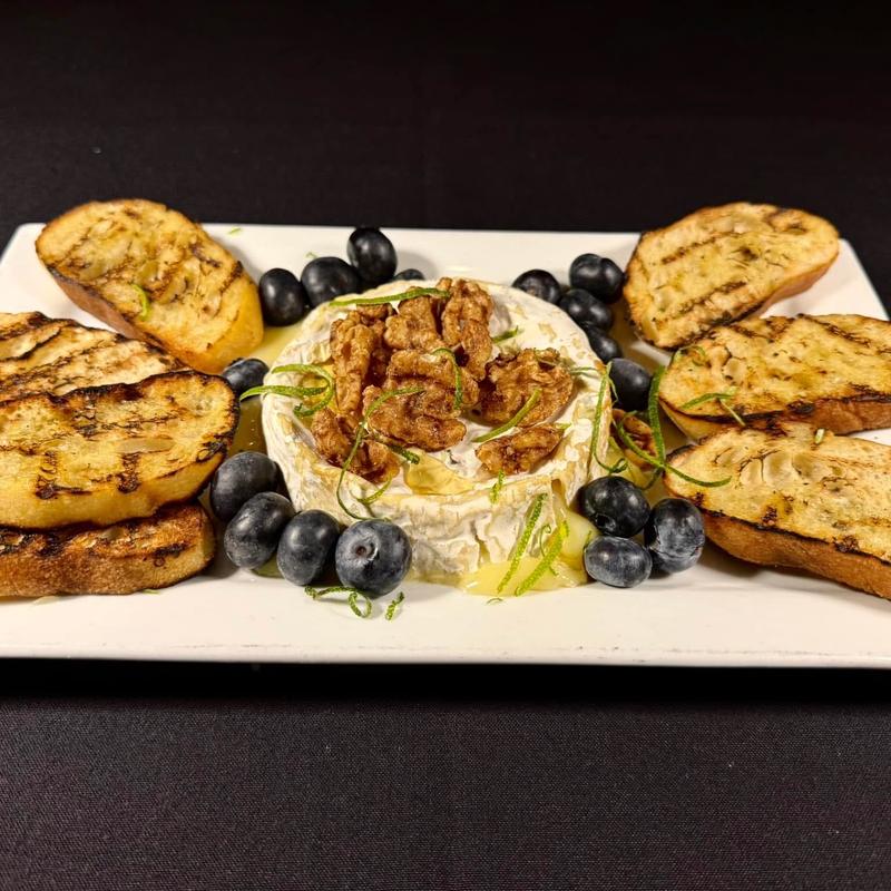 Baked Brie & Toast photo