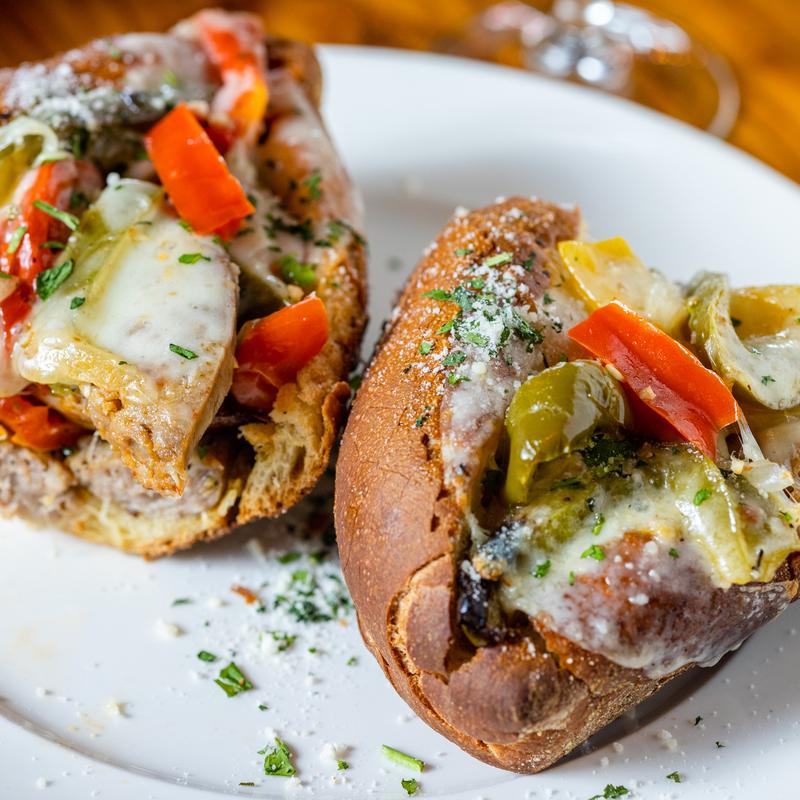 Salsiccia, Peperoni E Cipolle Hero photo