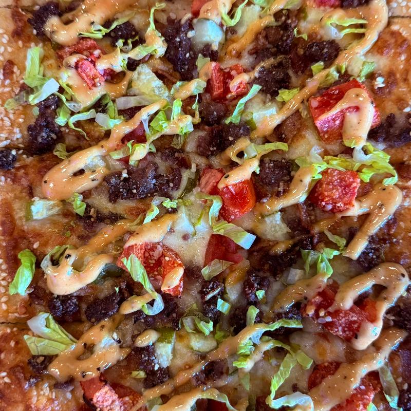 Bacon Cheeseburger Pizza photo
